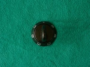 Bouton de commande  c180109p8